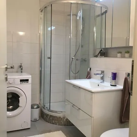 Univers Apartment